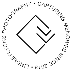 Lindsey Lyons Photography - Logo