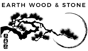 EARTH WOOD & STONE - Logo