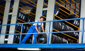 Rick's Tire Center - Logo