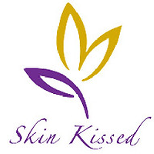 Skin Kissed - Logo