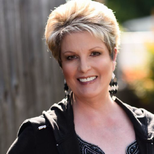 Terri L. Richards - Wedding Officiant