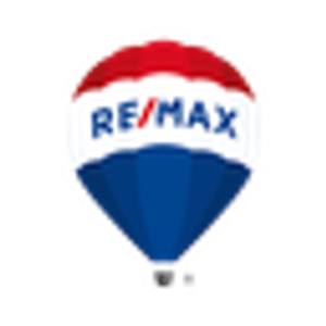 Summer Clark Real Estate - Logo