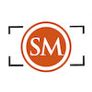 Photography by Santy Martinez - Logo