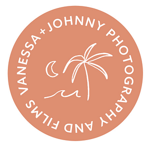 Vanessa+Johnny : Photography+Films - Logo